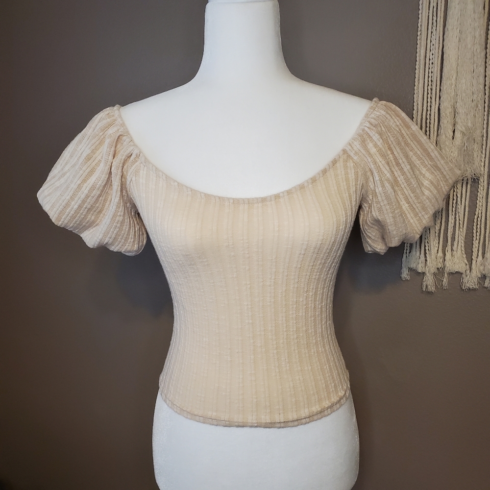 Forever 21 Beige Crop Top Sz S